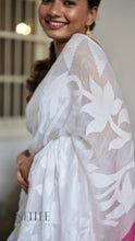 Load image into Gallery viewer, WHITE WITH CONTRAST BORDER COTTON SAREE KDM24-7 - NEITEE