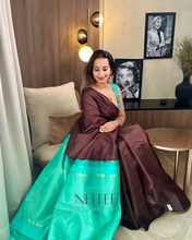Load image into Gallery viewer, MODERN BURGUNDY KANCHIVARAM CONTRASTING BLUE SAREE KS25-16 - NEITEE