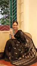 Load image into Gallery viewer, BLACK ORGANZA SILK SAREE 0S024-4 - NEITEE