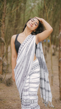Load image into Gallery viewer, BLACK AND WHITE KALYANI SAREE KDM24-13 - NEITEE
