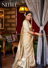 Load image into Gallery viewer, OFF WHITE BANARASI SILK SAREE WITH JAAL WORK BSA21-2 - NEITEE