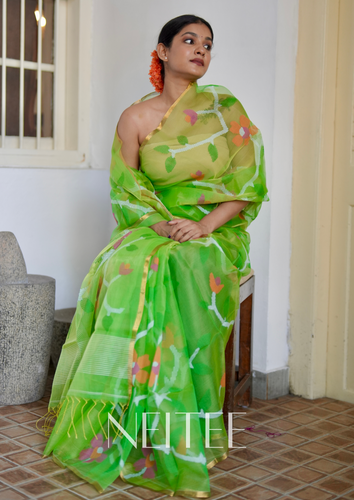 PARROT GREEN PURE MUSLIN JAMDANI SAREE JSJ24-4 - NEITEE