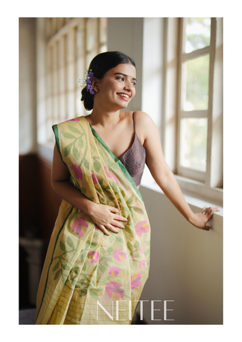SANDALWOOD YELLOW AND LOTUS PURE MUSLIN JAMDANI JSJ24-7 - NEITEE