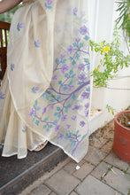 Load image into Gallery viewer, OFFWHITE LAVENDER MUSLIN JAMDANI SAREE JSJ24-12 - NEITEE

