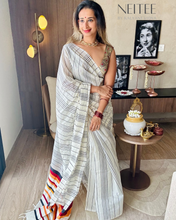 Load image into Gallery viewer, BLACK KARA SAREE WITH CONTRAST ORANGE BORDER JO25-4 - NEITEE
