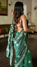 Load image into Gallery viewer, BOTTLE GREEN KUTCH SILK SAREE KSJ24-1 - NEITEE
