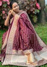 Load image into Gallery viewer, COFFEE BROWN BANARASI SILK SAREE WITH BOOTIS BSD21-1 - NEITEE
