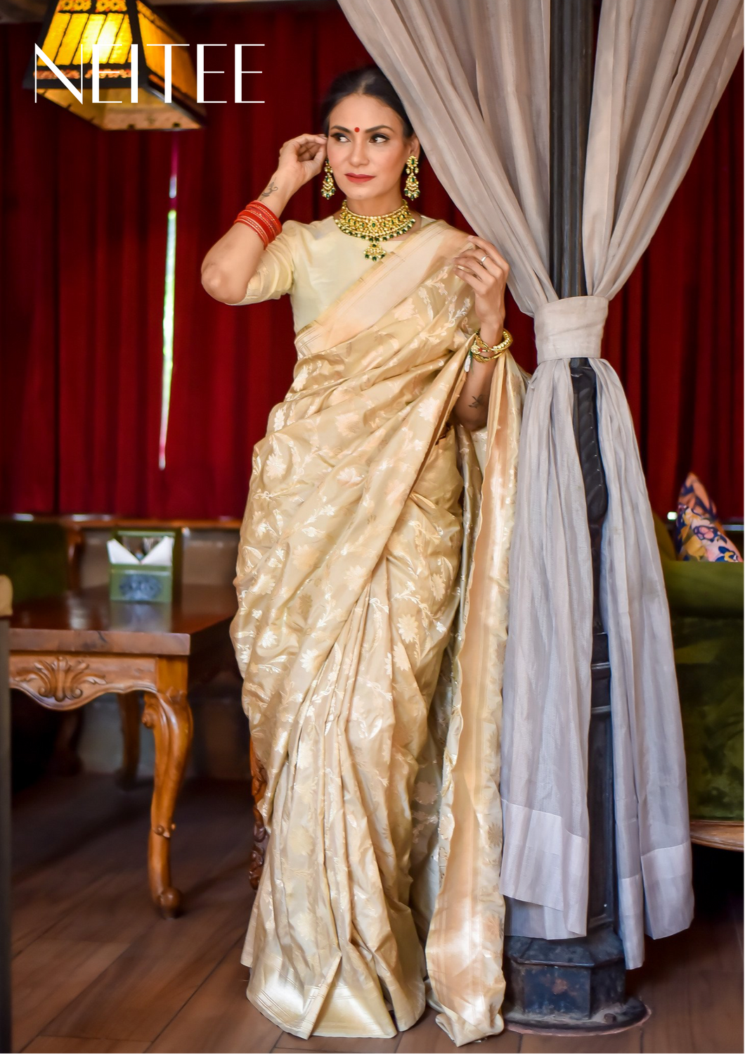 OFF WHITE BANARASI SILK SAREE WITH JAAL WORK BSA21-2 - NEITEE